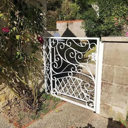 La Maison De Zelia Apartment *